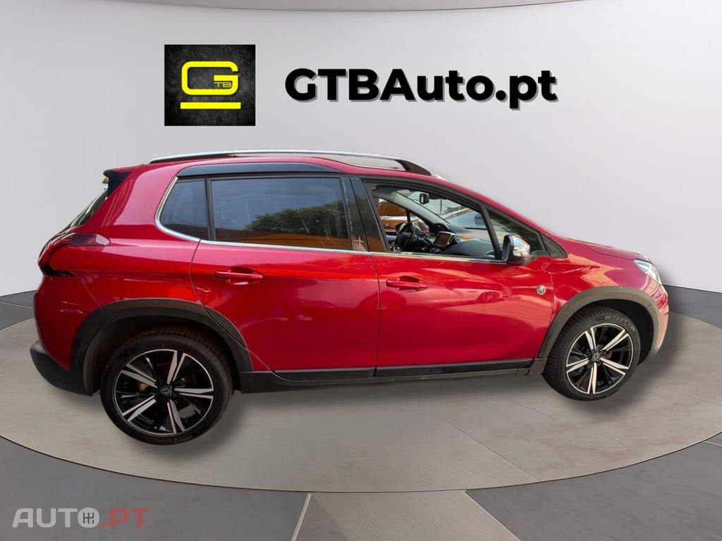 Peugeot 2008  1.2 PureTech Crossway