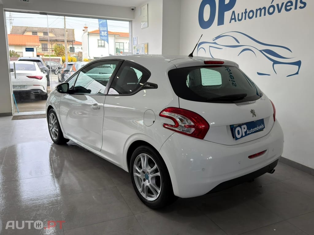 Peugeot 208 1.0 VTi Access
