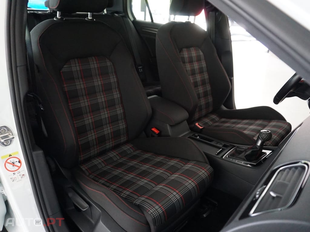 Volkswagen Golf 2.0 TSi GTi Performance