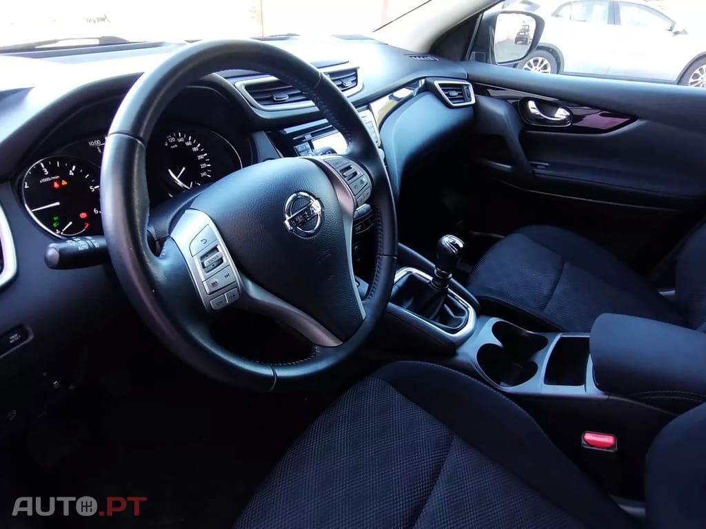 Nissan Qashqai 1.5 dCi Acenta Connect