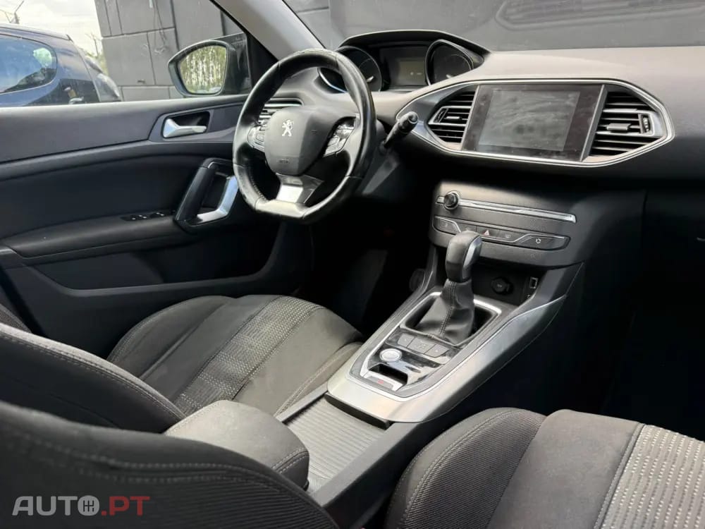 Peugeot 308 SW BlueHDi 120 EAT6 Stop & Start Allure