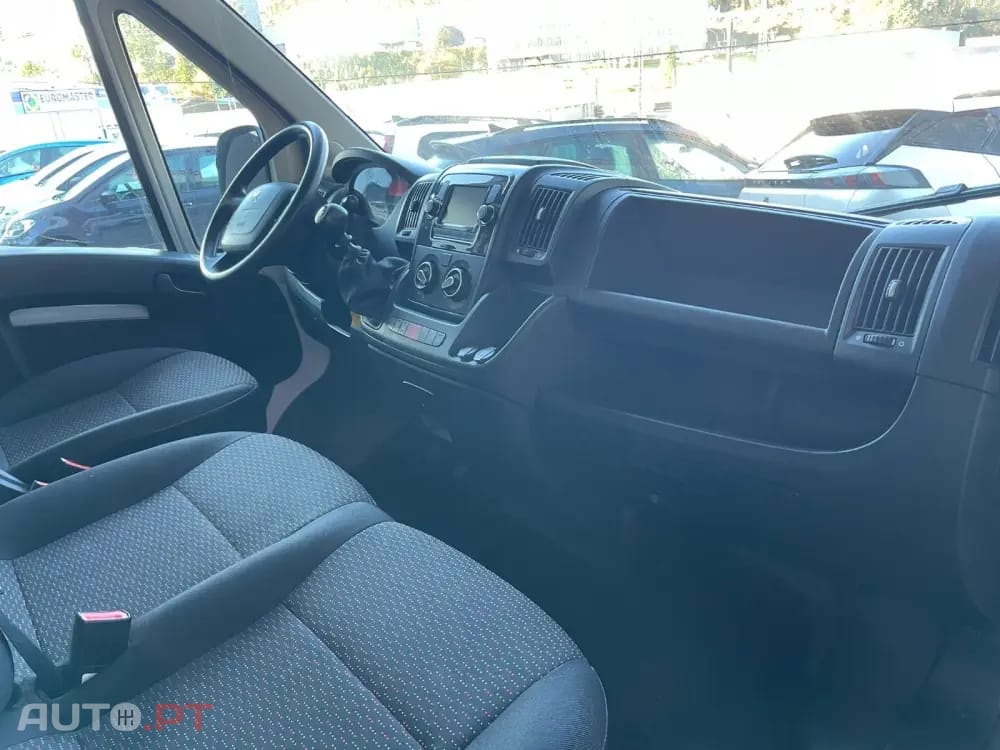 Peugeot Boxer 2.2 BlueHDi 333 L2 CD