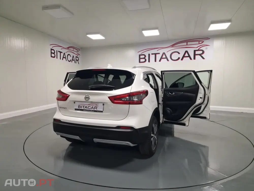 Nissan Qashqai 1.5 dCi N-Connecta