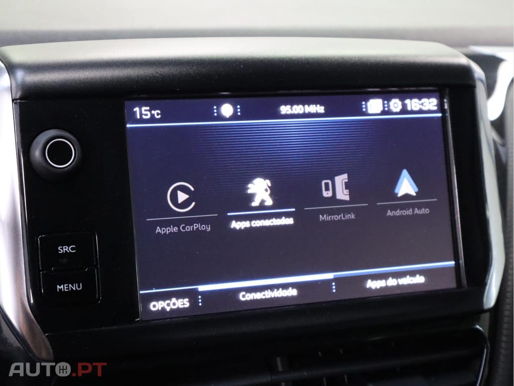 Peugeot 2008 Signature 1.5 BlueHDi 