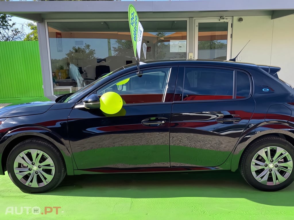 Peugeot E-208 50 kWh Edition
