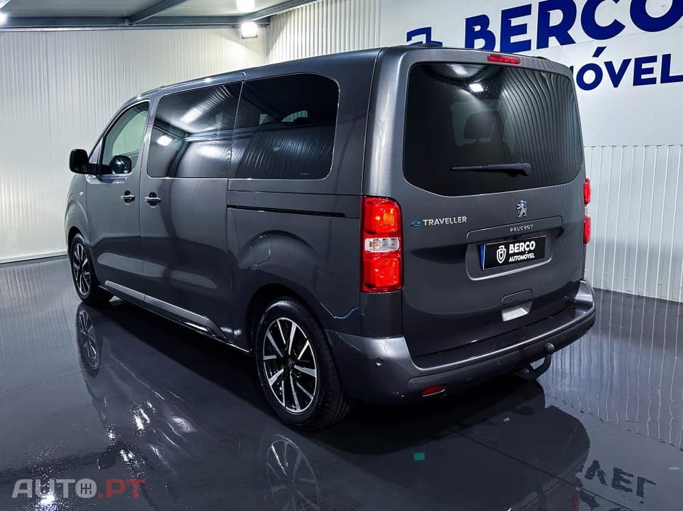 Peugeot E-Traveller 50kHw Expert