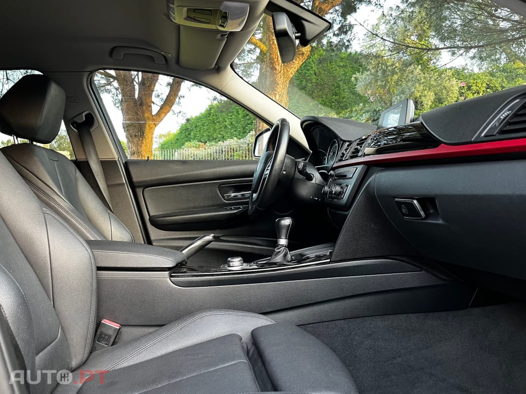 BMW 318 d Touring Line Sport