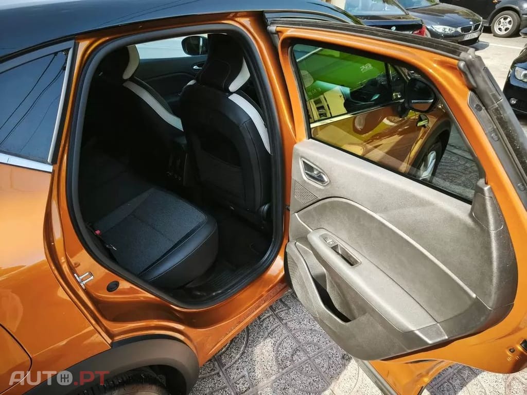 Renault Captur 1.0 TCe Exclusive