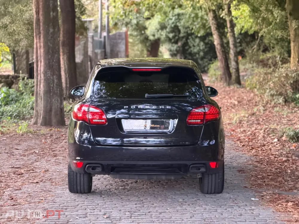 Porsche Cayenne Platinum Edition