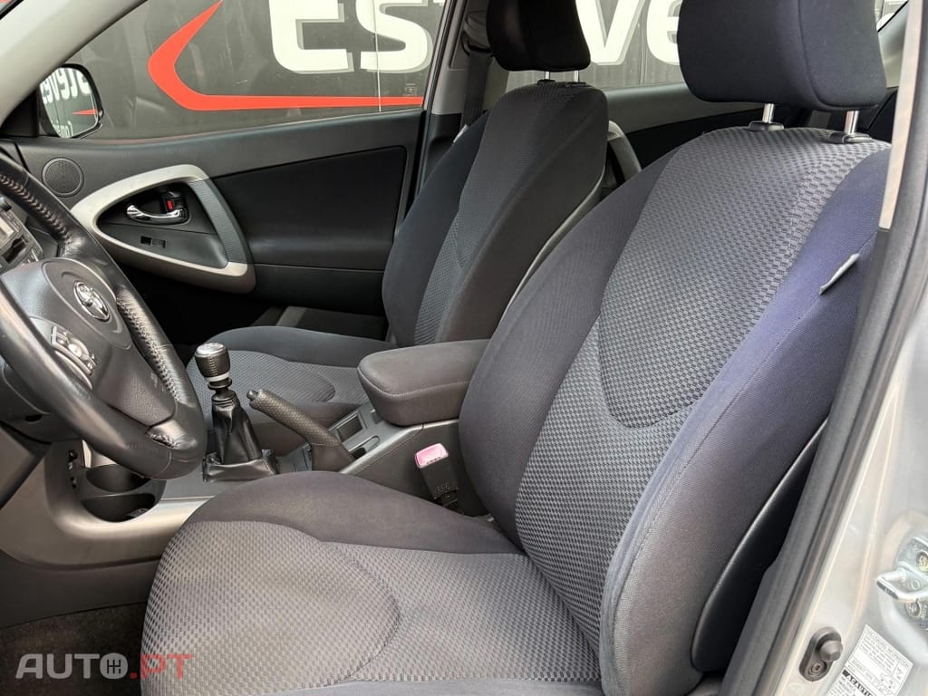 Toyota RAV4 2.2