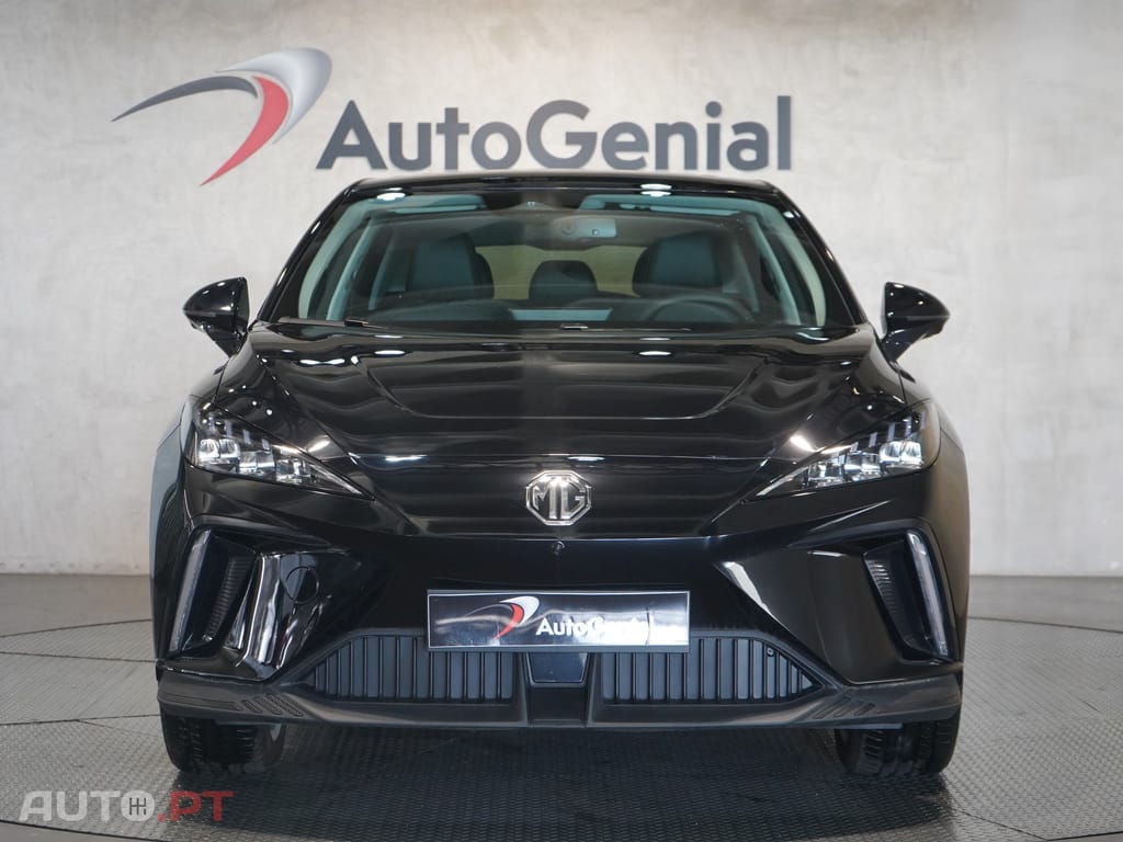 MG MG4 64 kWh Luxury