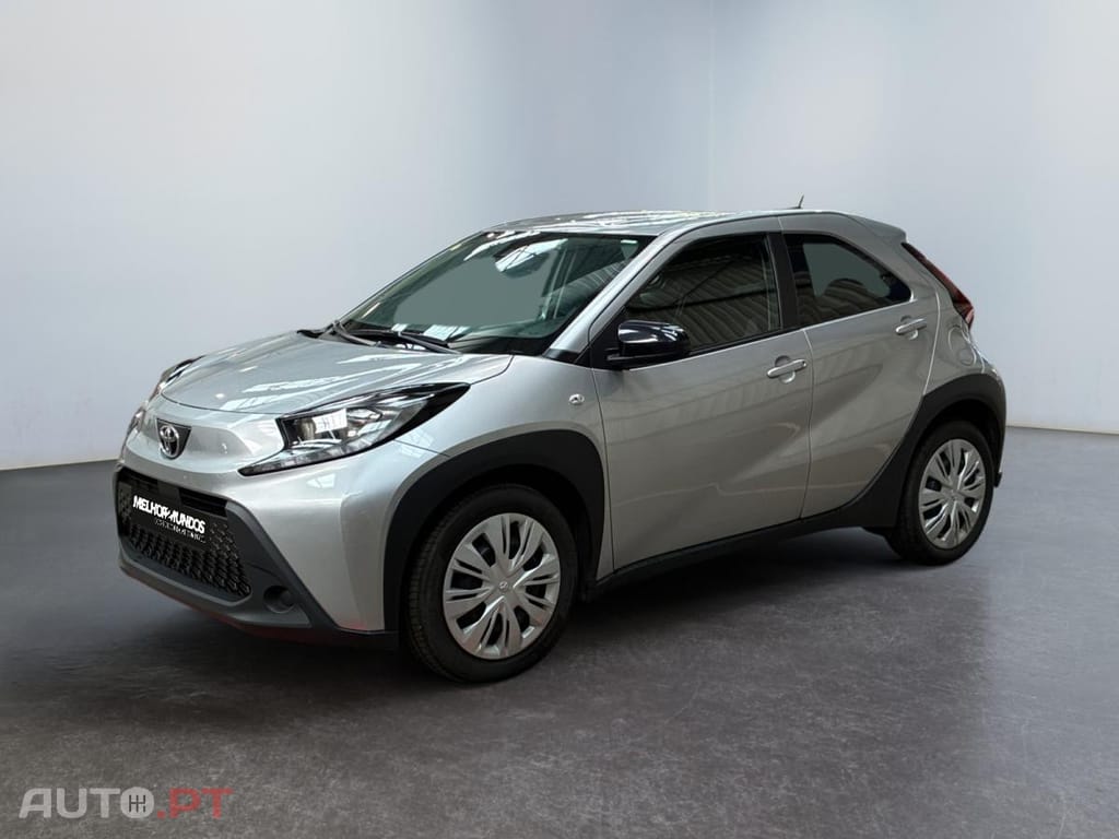 Toyota Aygo X 1.0 VVT-i Active