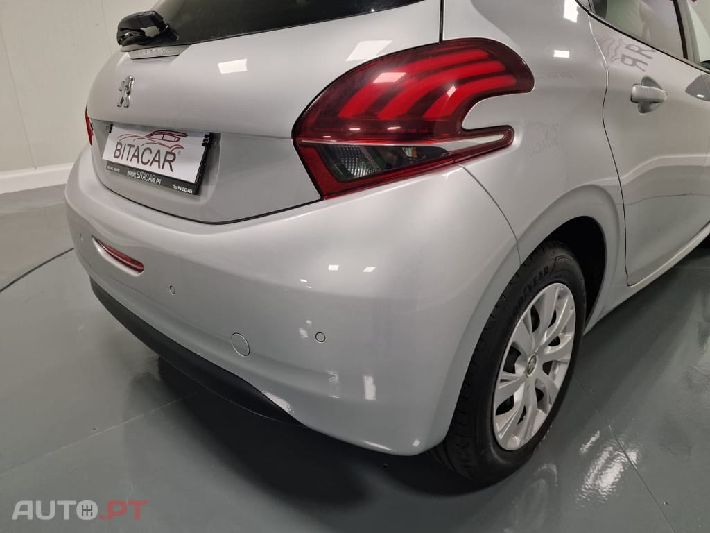 Peugeot 208 1.6 BlueHDi Active