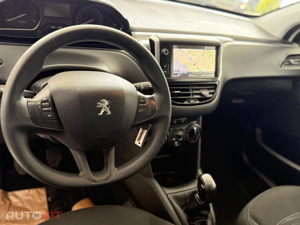 Peugeot 208 1.5 BlueHDi Active