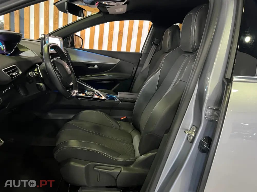 Peugeot 3008 1.6 Hybrid GT Pack e-EAT8