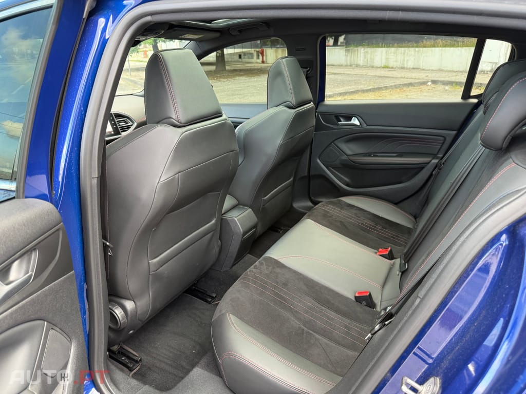 Peugeot 308 1.6 e-THP GTi