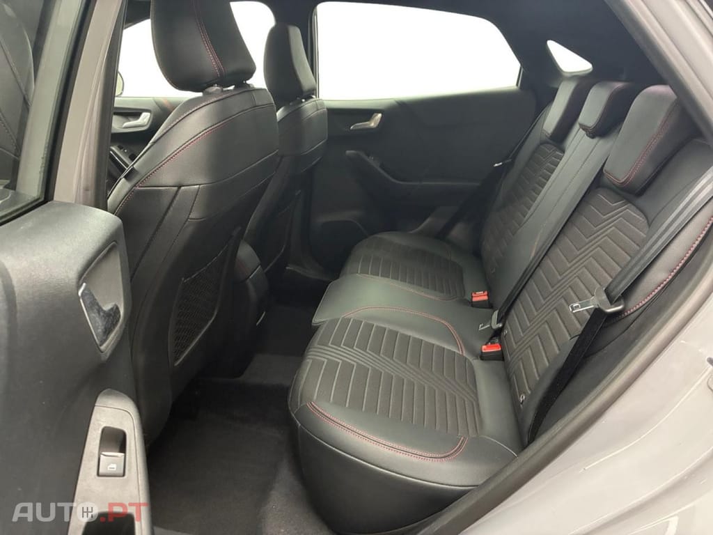 Ford Puma 1.0 EcoBoost mHEV Powershift ST-Line X