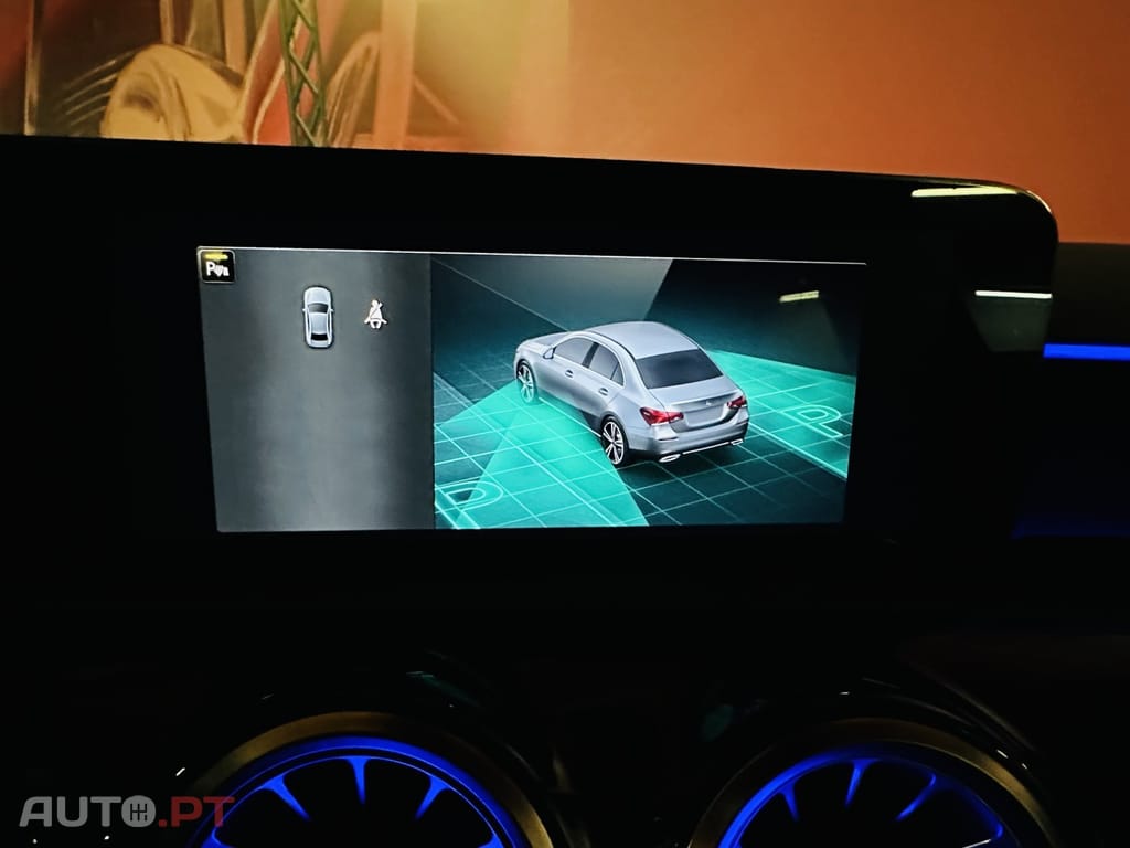 Mercedes-Benz A 250 e AMG Line