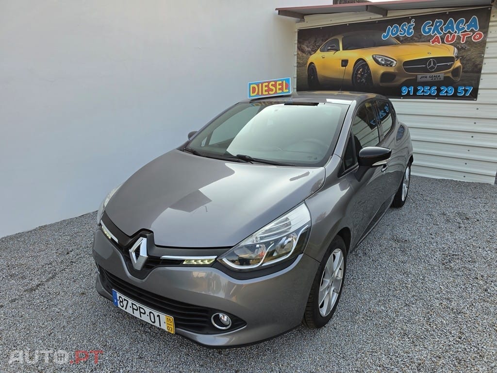 Renault Clio 1.5 dCi Confort — fotografia 2