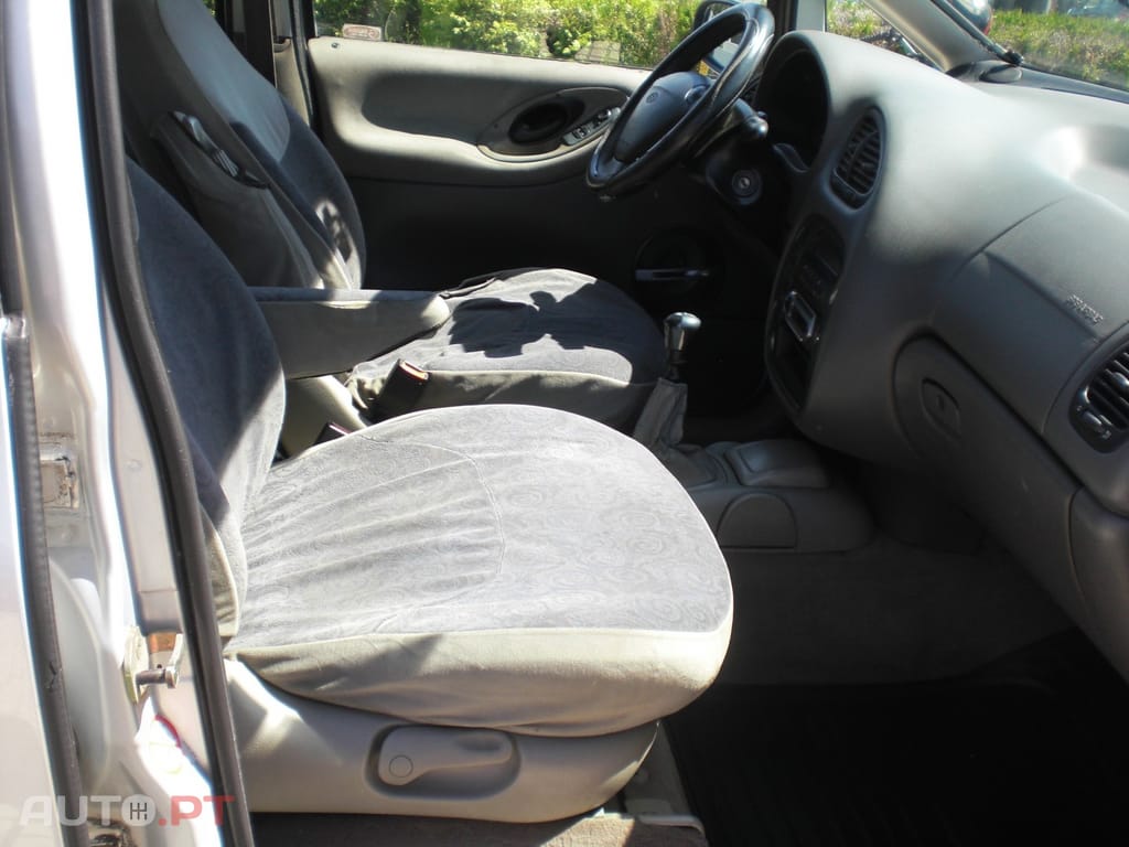 Ford Galaxy 1.9 TDi GLX