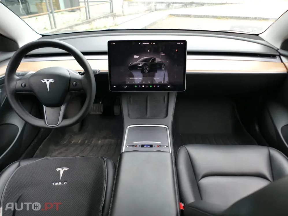 Tesla Model 3 Tração Traseira