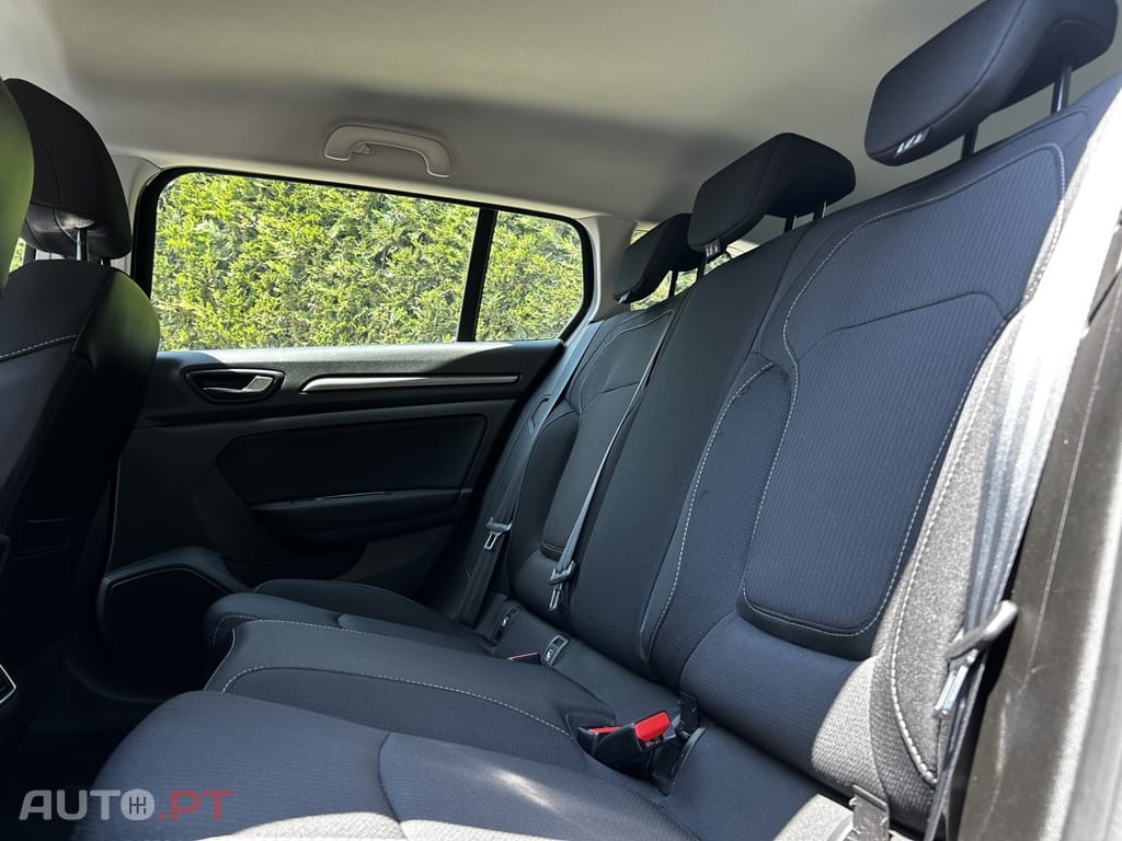 Renault Mégane Sport Tourer 1.5 Blue dCi Business