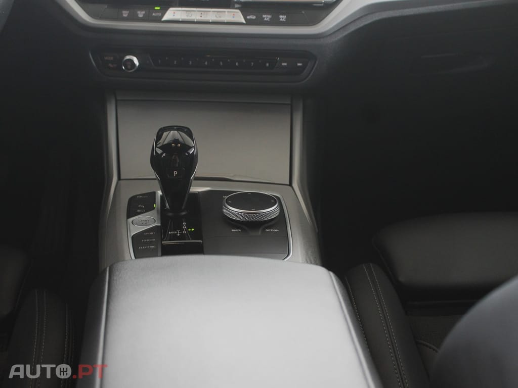 BMW 320 e Corporate Edition Auto