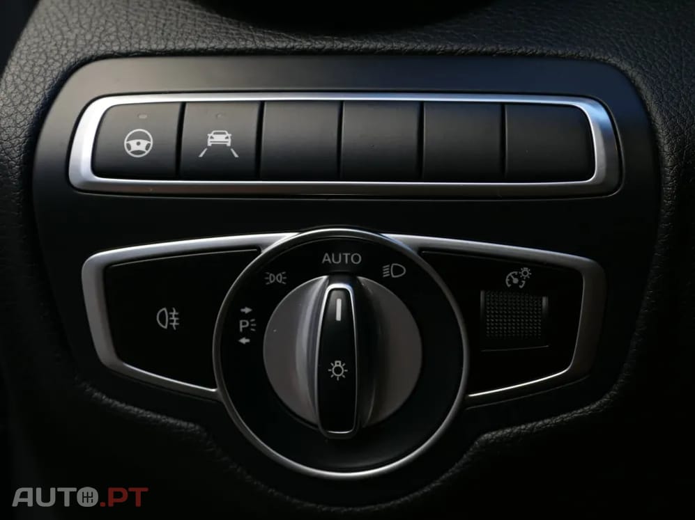 Mercedes-Benz C 300 de AMG Line