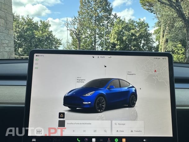 Tesla Model Y Standard RWD