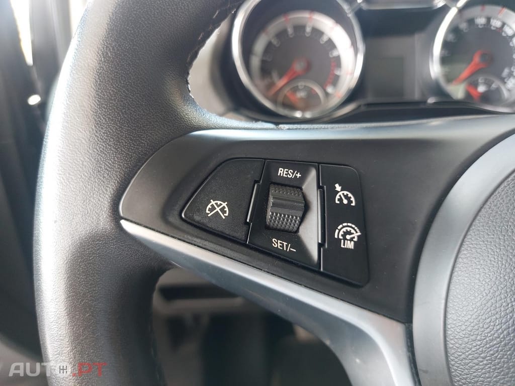 Opel Adam 1.2 Glam