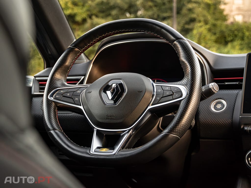 Renault Clio 1.5 Blue dCi RS Line — fotografia 16