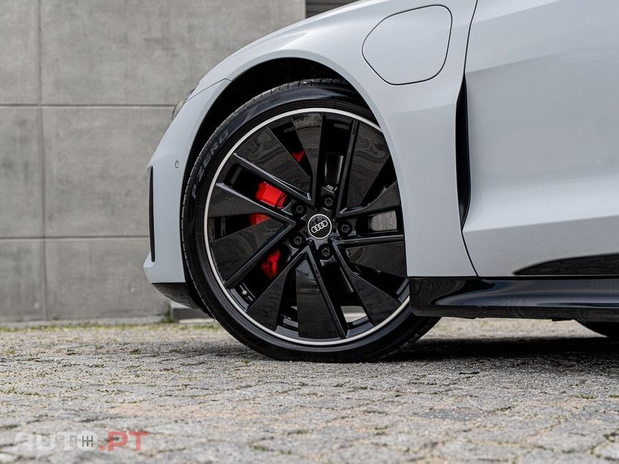 Audi E-Tron GT quattro
