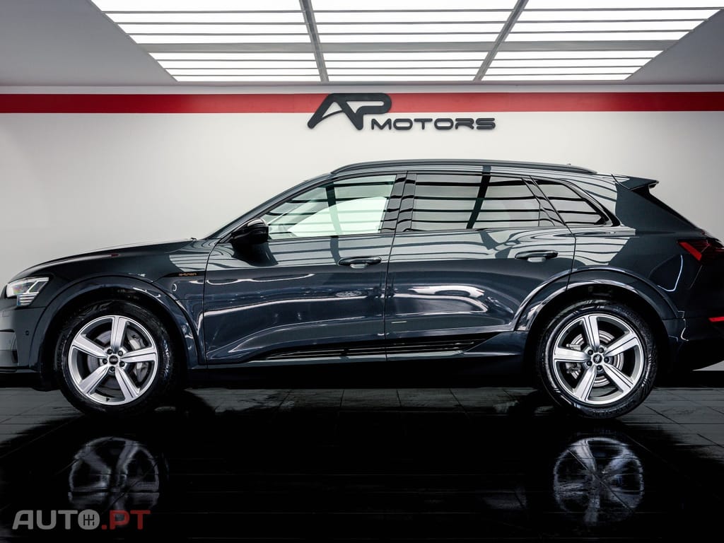 Audi E-Tron 50 quattro