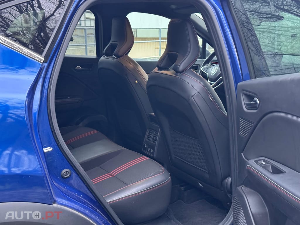 Renault Captur 1.6 E-Tech RS Line