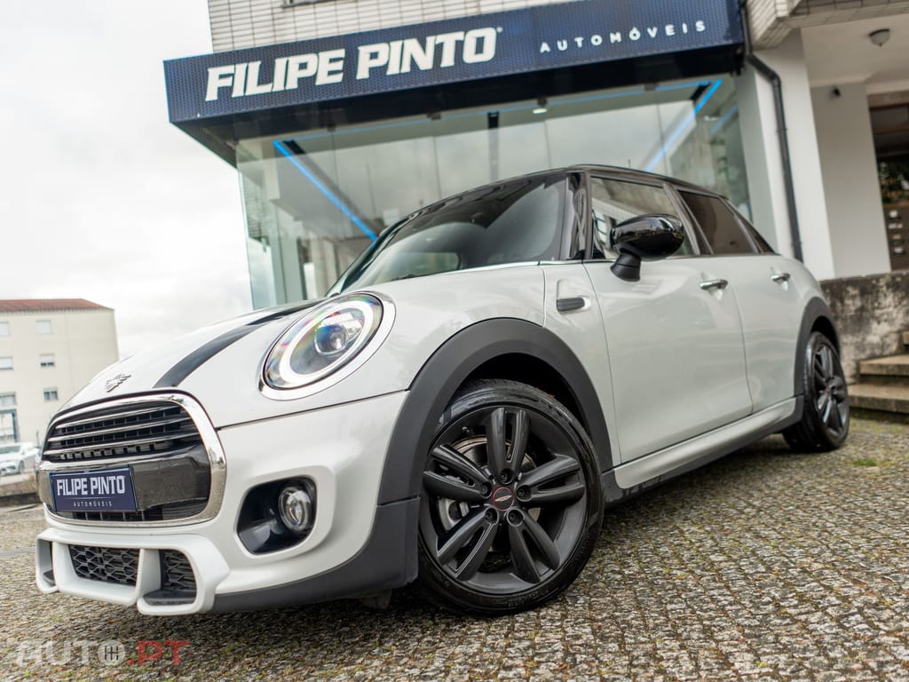 MINI Cooper Cooper Premium JCW Auto
