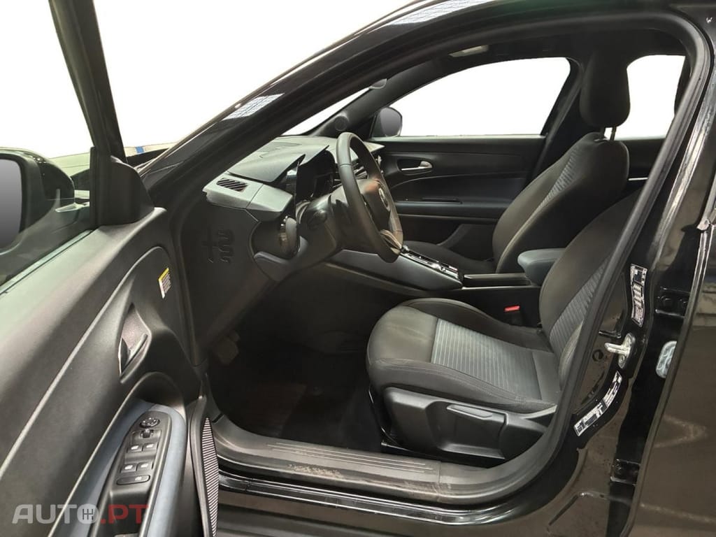 Alfa Romeo Junior 1.2 Ibrida eDCT6