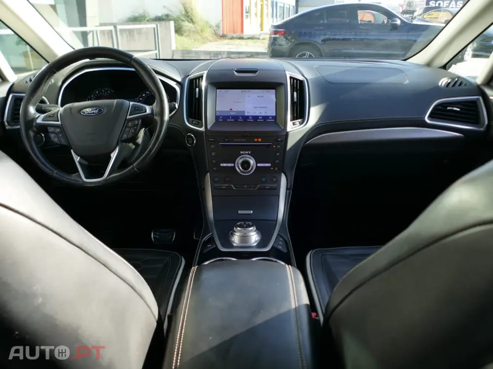 Ford S-Max 2.0 TDCi Vignale Powershift