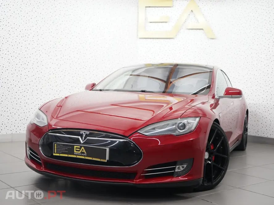 Tesla Model S 85