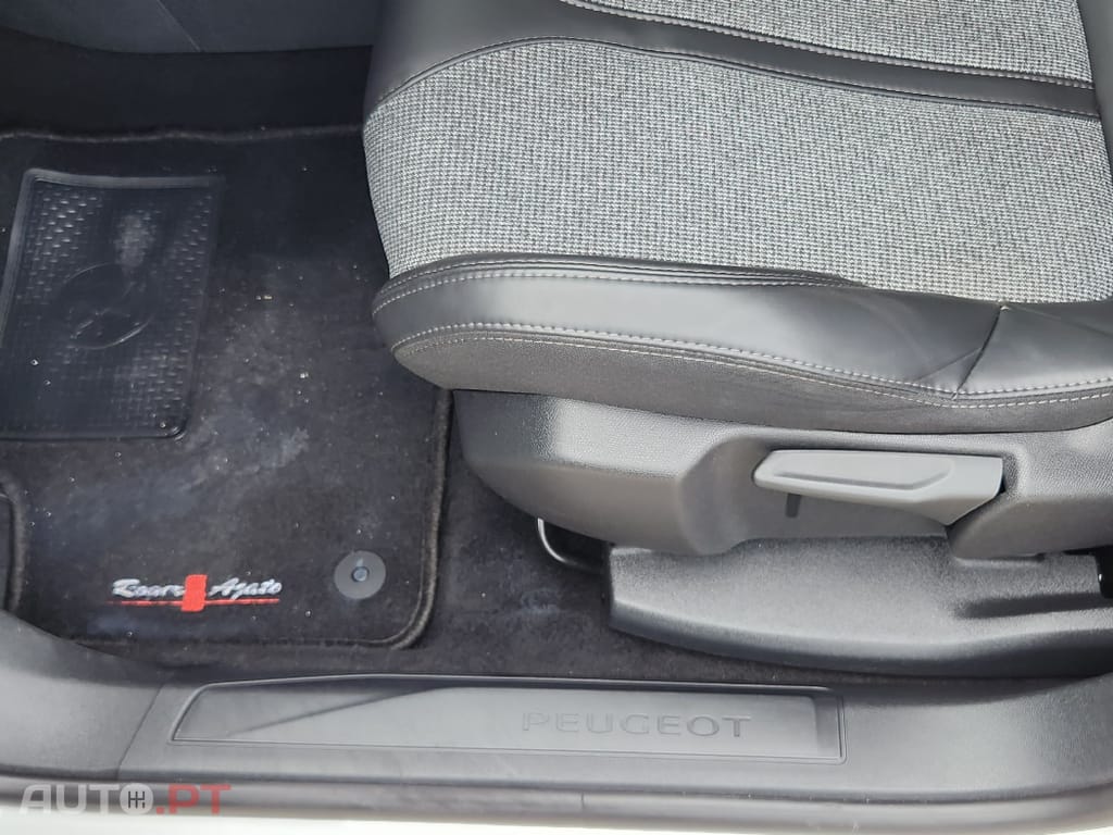 Peugeot 3008 1.6 BlueHDi Allure