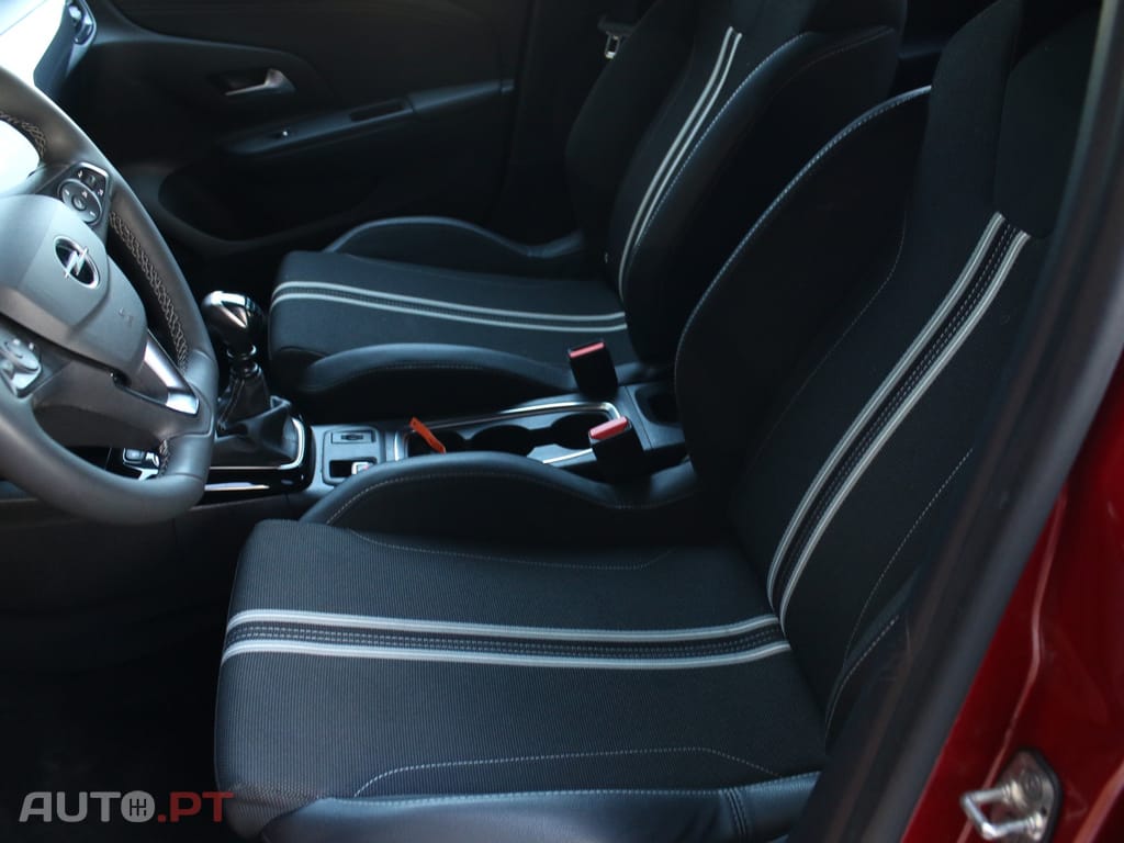 Opel Corsa 1.2 T GS Line