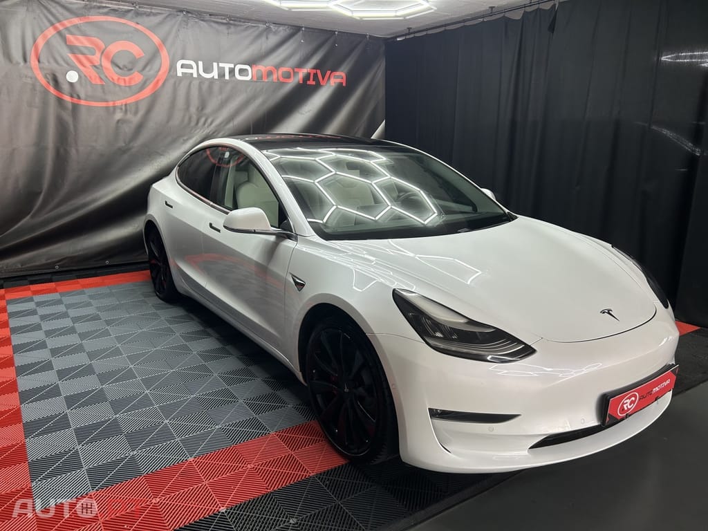 Tesla Model 3 Performance Dual Motor AWD