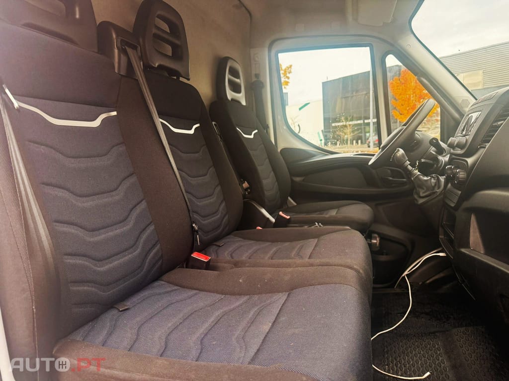 Iveco Daily 2.3 35S14 L5H2 18m3
