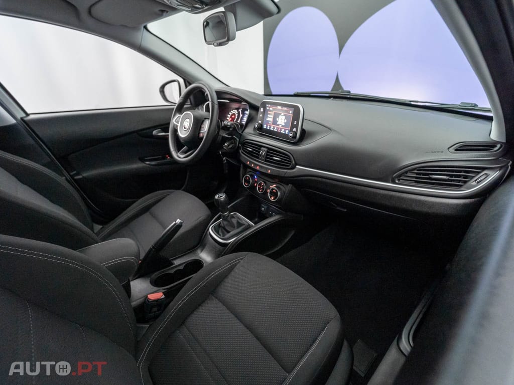 Fiat Tipo 1.3 M-Jet Lounge