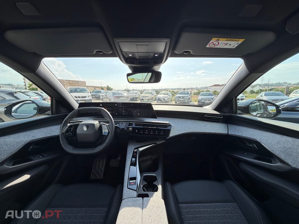 Peugeot 3008 1.6 Plug-in Hybrid Allure e-DCS7