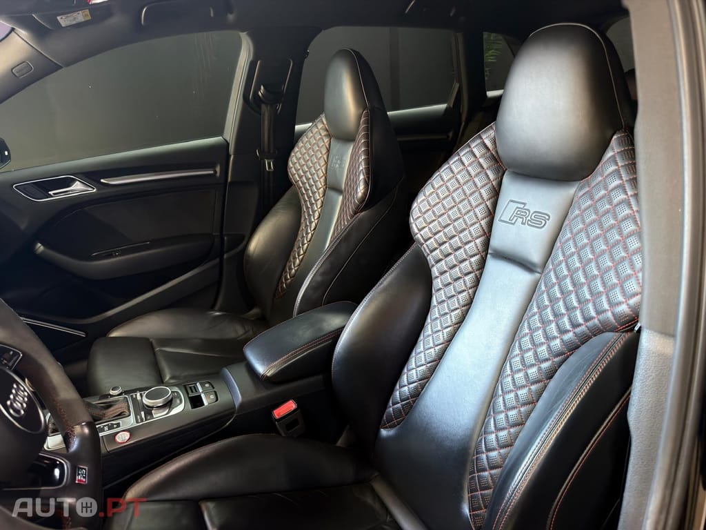 Audi RS3 Sportback 2.5 TFSI quattro S tronic