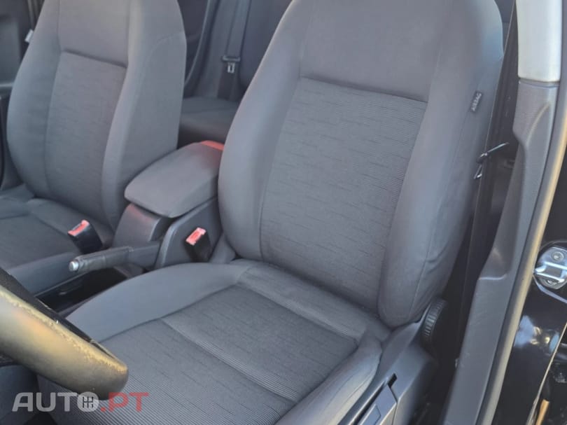 Volkswagen Golf 1.9 TDi Confortline