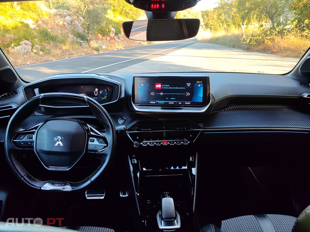 Peugeot E-208 GT Line