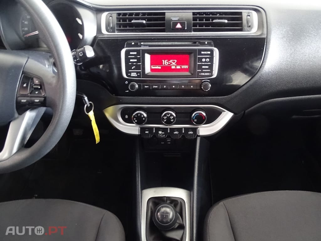 Kia Rio 1.2 CVVT LX