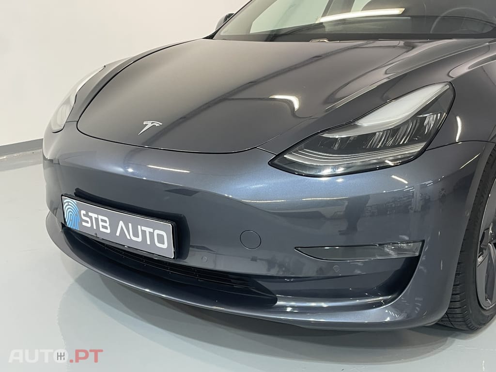 Tesla Model 3 Long-Range Dual Motor AWD