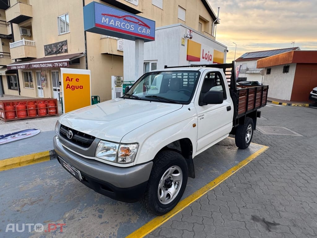Toyota Hilux 2.5 4x4 2 lugares